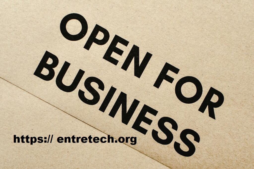 https:// entretech.org